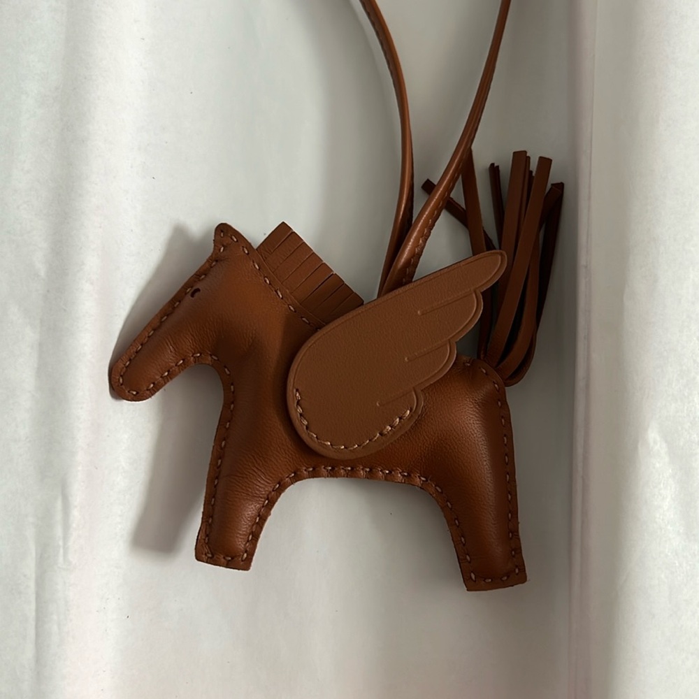 Brand New! HERMES Pegase PM Bag Charm 🤎Pegasus Rodeo Gold color